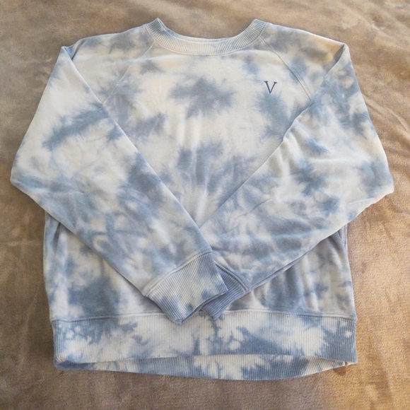 Victoria's Secret Tops - Victoria's Secret crew neck sweatshirt